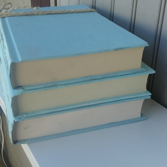 Book Stack Staging Table Tray Decor Bible Verse - Picture 3 of 3